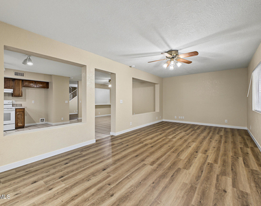 5028 W Evans Drive - Photo Thumbnail 8