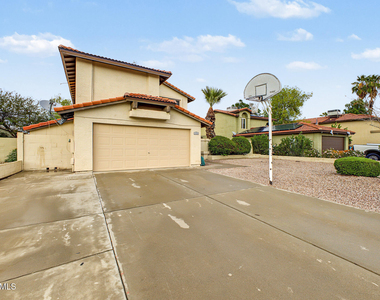 5028 W Evans Drive - Photo Thumbnail 2