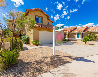 3223 E Poinsettia Drive - Photo Thumbnail 38