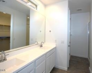 6336 W Warner Street - Photo Thumbnail 27