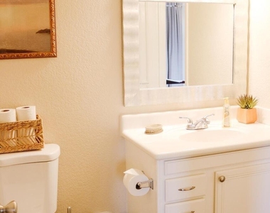 5757 W Eugie Avenue - Photo Thumbnail 25
