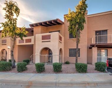 5757 W Eugie Avenue - Photo Thumbnail 29