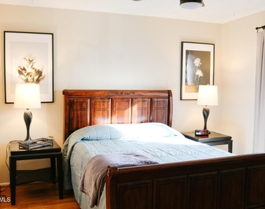 5757 W Eugie Avenue - Photo Thumbnail 16