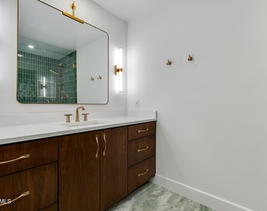 3736 E Montecito Avenue - Photo Thumbnail 17