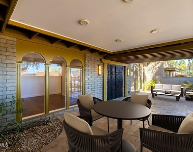 3736 E Montecito Avenue - Photo Thumbnail 1