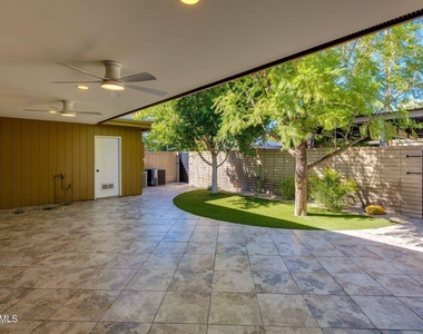 3736 E Montecito Avenue - Photo Thumbnail 14