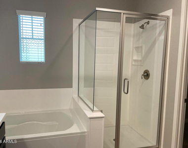 2111 S Agnes Lane - Photo Thumbnail 9