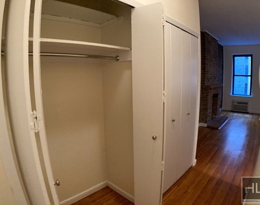 East 84 Street - Photo Thumbnail 3