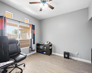 1351 N Pleasant Drive - Photo Thumbnail 15