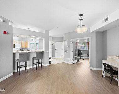 1351 N Pleasant Drive - Photo Thumbnail 8