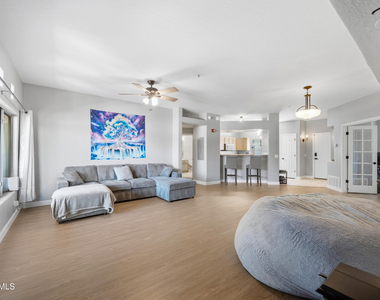 1351 N Pleasant Drive - Photo Thumbnail 7