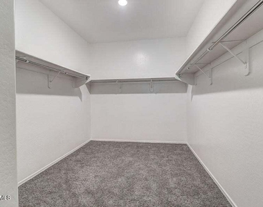 37748 W Bello Lane - Photo Thumbnail 17