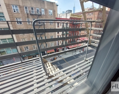 Grand Street - Photo Thumbnail 1