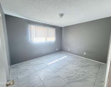 9018 E Marguerite Avenue - Photo Thumbnail 11