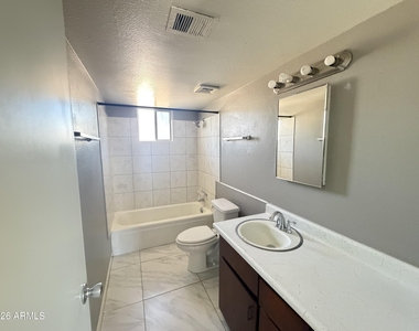 9018 E Marguerite Avenue - Photo Thumbnail 9