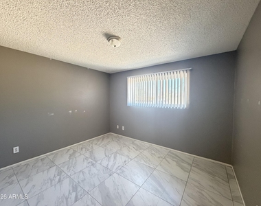 9018 E Marguerite Avenue - Photo Thumbnail 10