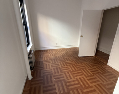 188 Claremont Avenue - Photo Thumbnail 5