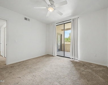 4925 E Desert Cove Avenue - Photo Thumbnail 15