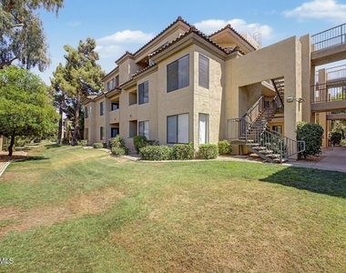 4925 E Desert Cove Avenue - Photo Thumbnail 2
