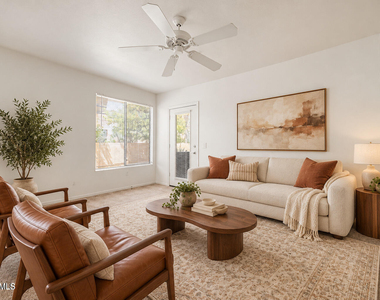 4925 E Desert Cove Avenue - Photo Thumbnail 4