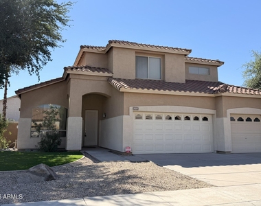 5435 W Buffalo Street - Photo Thumbnail 1