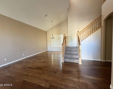 5435 W Buffalo Street - Photo Thumbnail 2