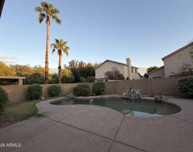 5435 W Buffalo Street - Photo Thumbnail 25