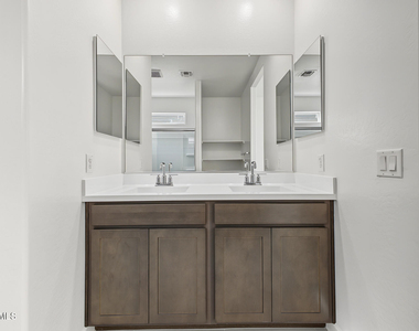 23969 W Yavapai Street - Photo Thumbnail 15