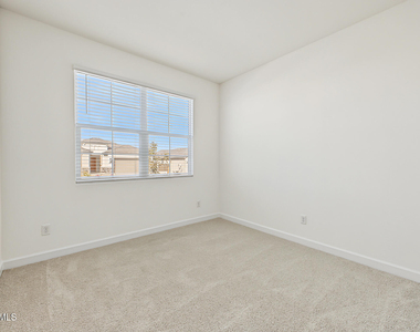 23969 W Yavapai Street - Photo Thumbnail 19