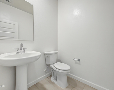 23969 W Yavapai Street - Photo Thumbnail 10