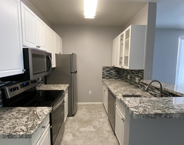 1701 E Colter Street - Photo Thumbnail 8
