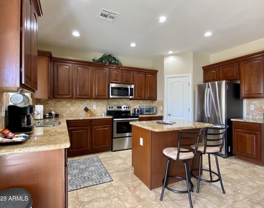 29596 N 68th Drive - Photo Thumbnail 1