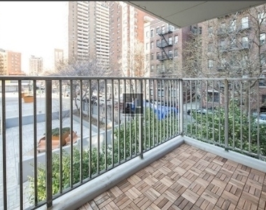 50 West 97th Street - Photo Thumbnail 5