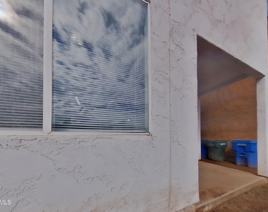 4925 S 15th Place - Photo Thumbnail 14