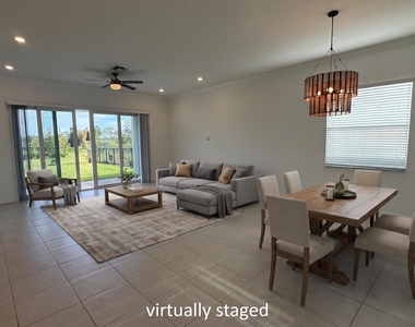 1217 Se Crosswood Way - Photo Thumbnail 6