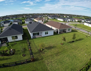 1217 Se Crosswood Way - Photo Thumbnail 27