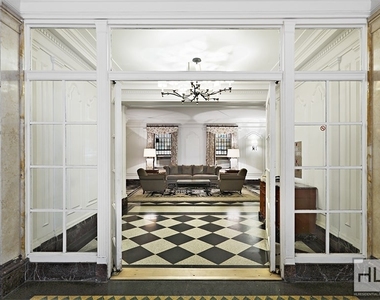 Park Avenue - Photo Thumbnail 15
