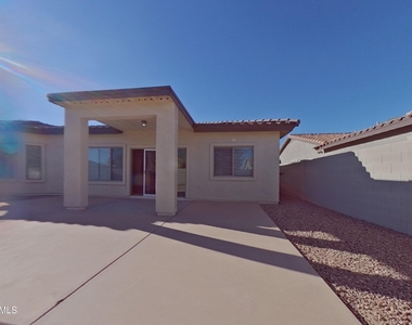 25574 W St Charles Court - Photo Thumbnail 14