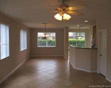 3041 Laurel Ridge Circle - Photo Thumbnail 8
