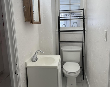 311 S J Street - Photo Thumbnail 11