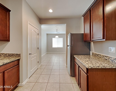 4420 W White Canyon Road - Photo Thumbnail 6