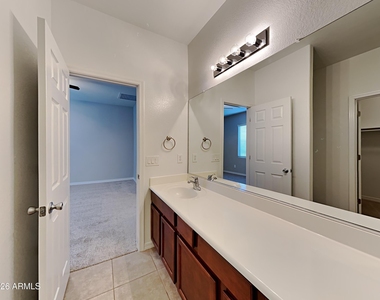 4420 W White Canyon Road - Photo Thumbnail 9