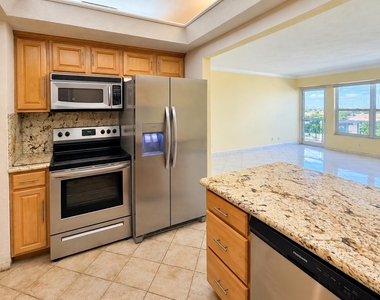 3700 Galt Ocean Drive - Photo Thumbnail 35