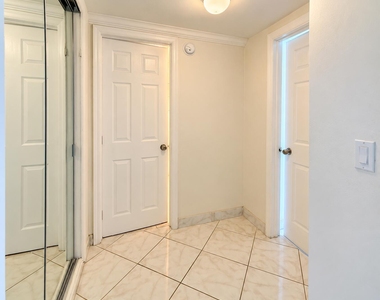 3700 Galt Ocean Drive - Photo Thumbnail 15