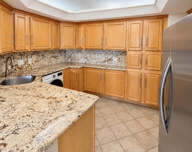 3700 Galt Ocean Drive - Photo Thumbnail 31