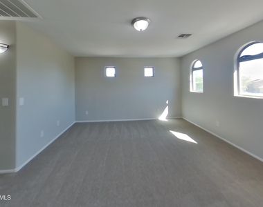 30010 N Sedona Place - Photo Thumbnail 19