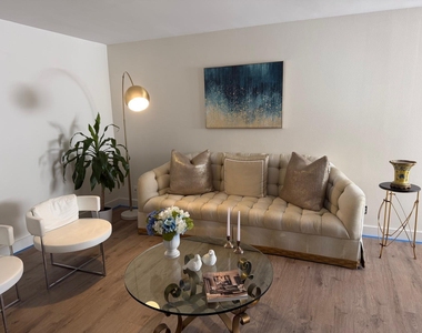 15108 Ashland Drive - Photo Thumbnail 1
