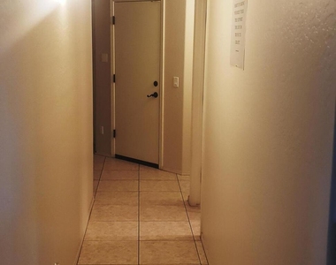 7357 W Valencia Drive - Photo Thumbnail 7