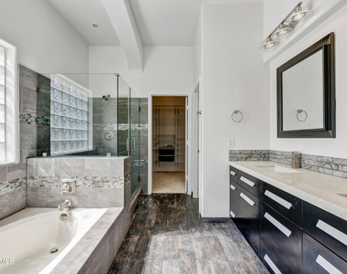 35513 N 31st Drive - Photo Thumbnail 12