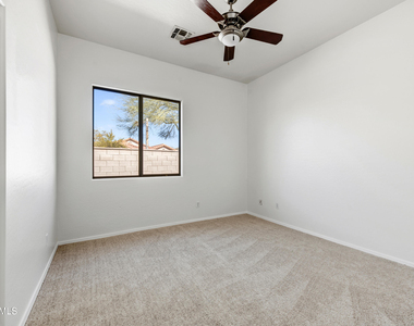 35513 N 31st Drive - Photo Thumbnail 13